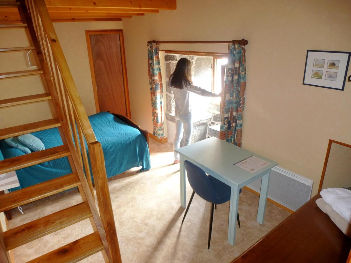 L'Abri Du Berger Bed and Breakfast Olby Buitenkant foto